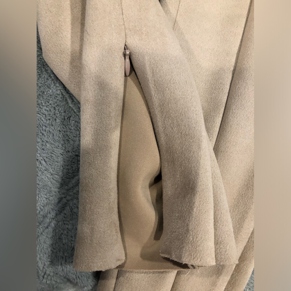 COPY - NWT ZARA High-Rise Leggings Size Medium Suede Like Feel Lovely Camel Col… - Picture 2 of 8